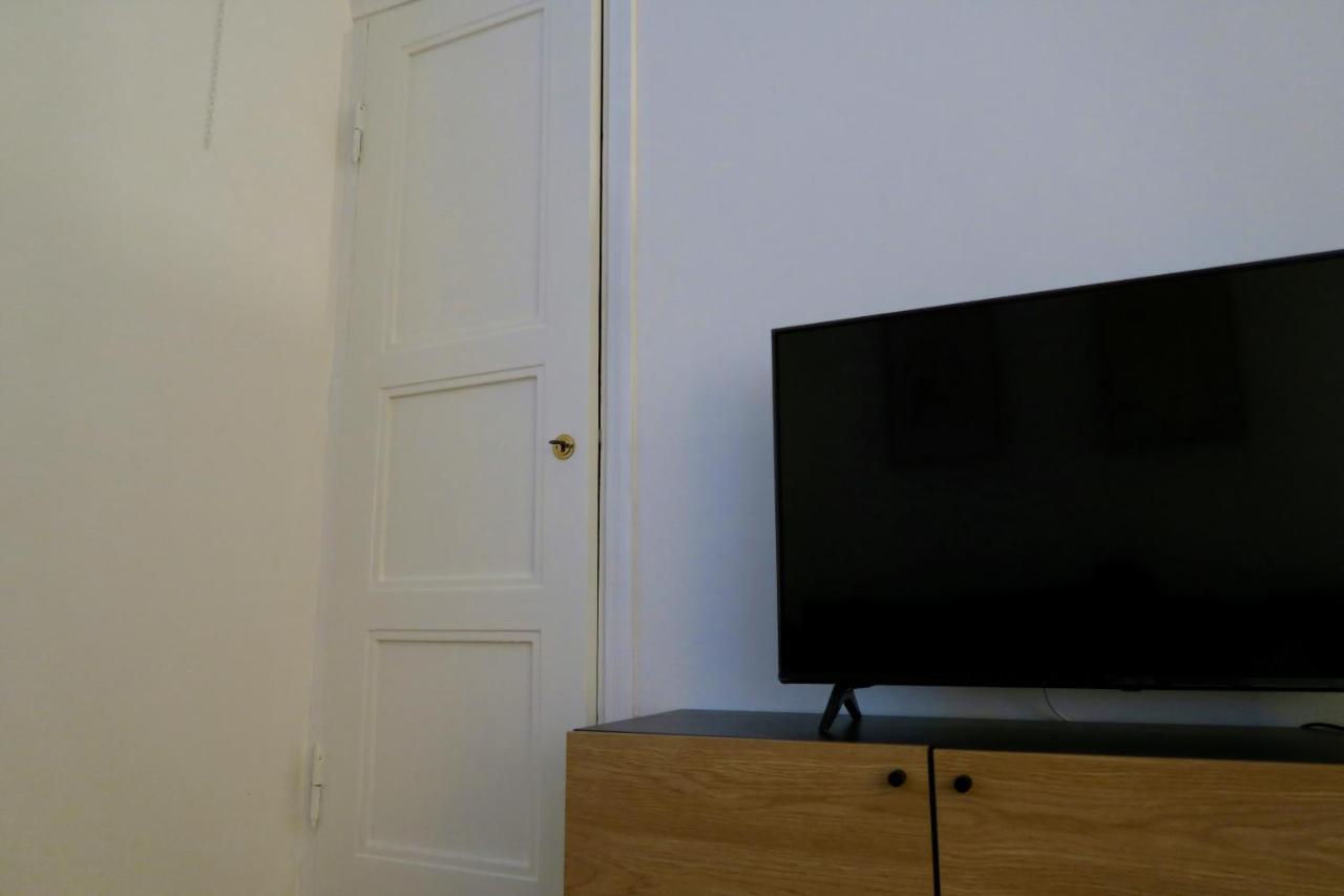 Kompakti Asunto Helsingin Sydamessa Helsinki Extérieur photo
